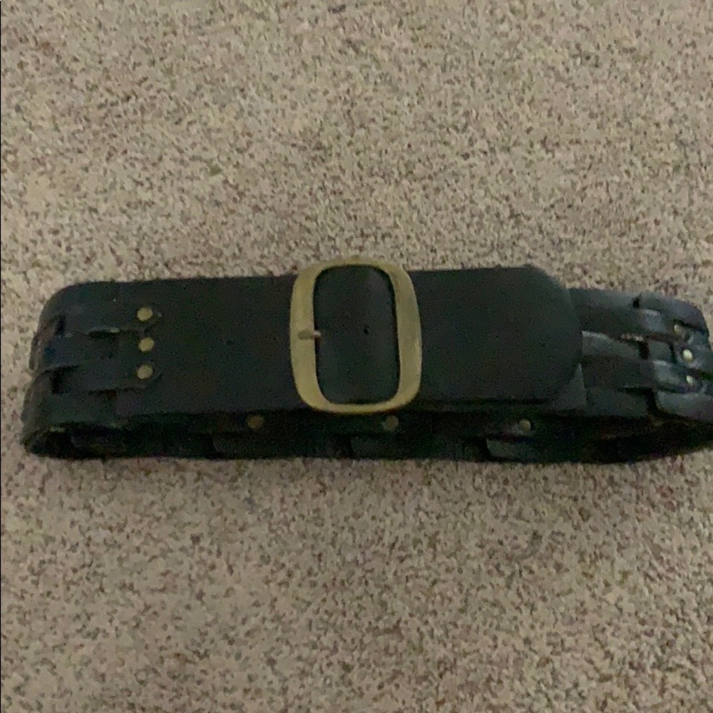 Wide black and brushed gold belt